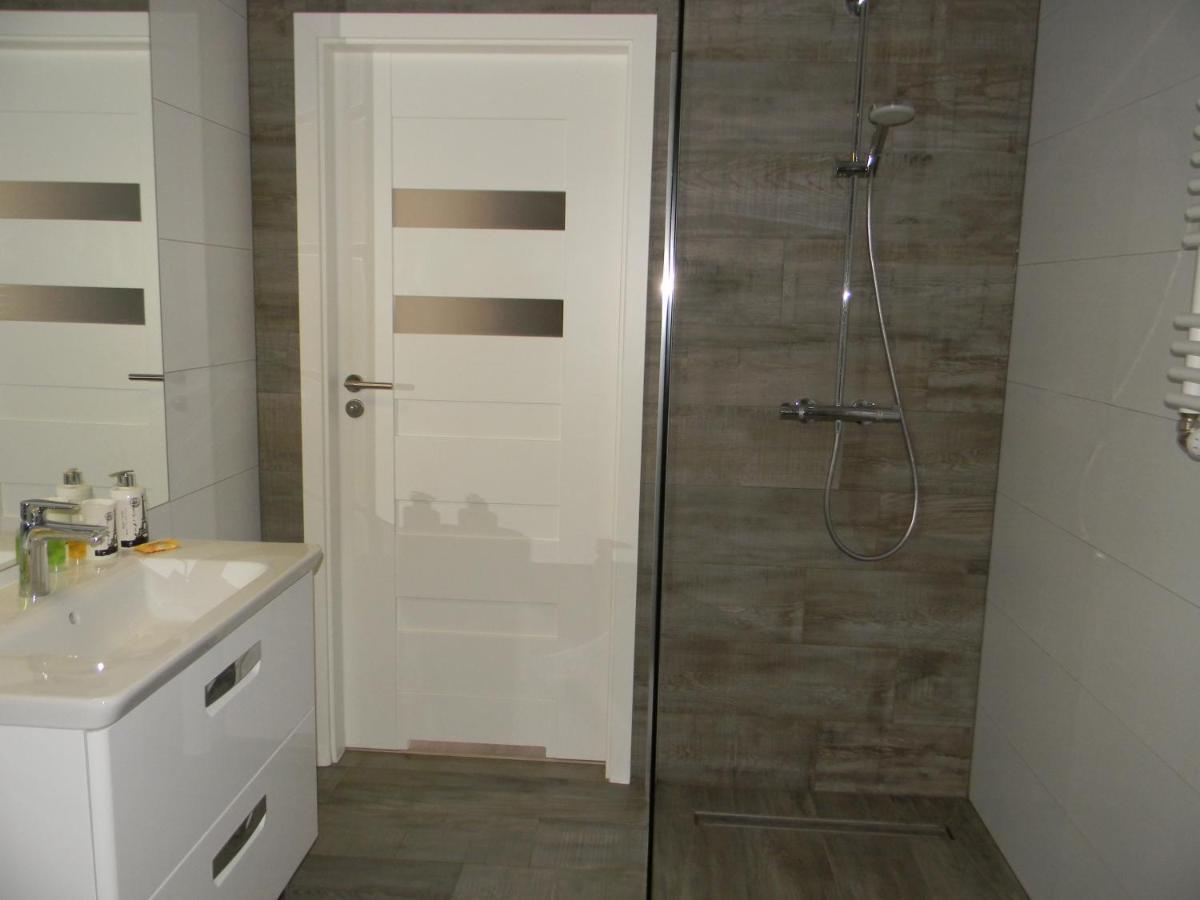 Apartament Z Basenem Laura Polanki Park Apartment Kołobrzeg Exterior foto